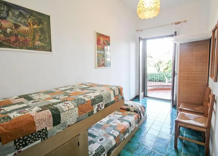 Valeria * Giardini Naxos